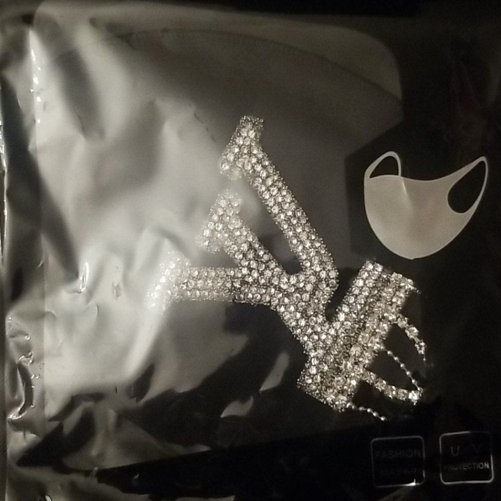 Mask wilt bling